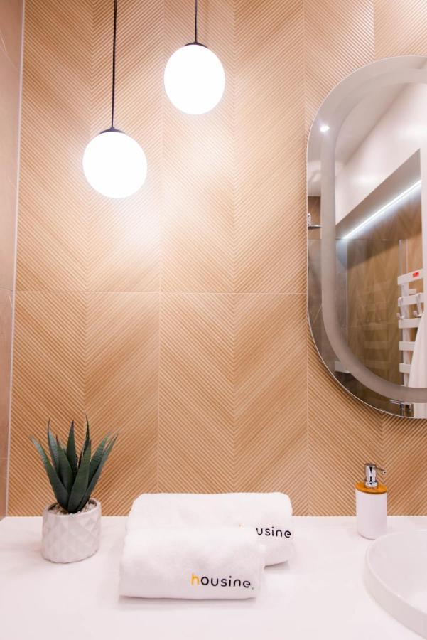 Forest 47 By Housine Apartment Zator
